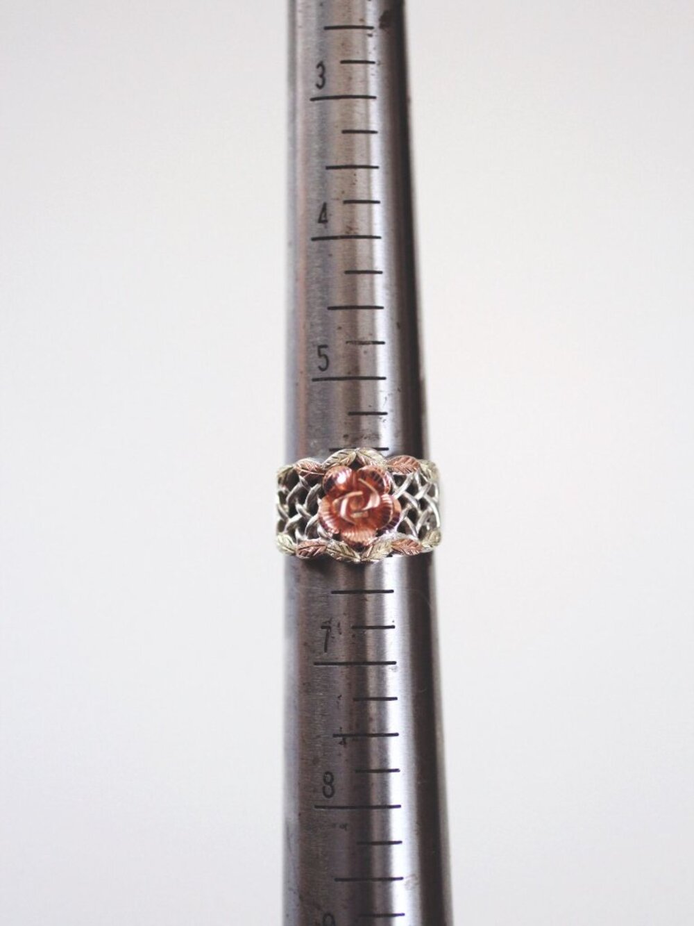 Vintage Black Hills Gold Carved Rose Basket-Weave Ring Sterling Silver 12k Rose - Picture 9 of 12